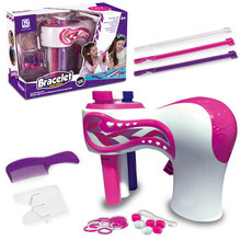Three-strand hair braiding tool for girls, a hair accessory, a hair tying and braiding artifact, a pretend toy, a children's makeup toy.