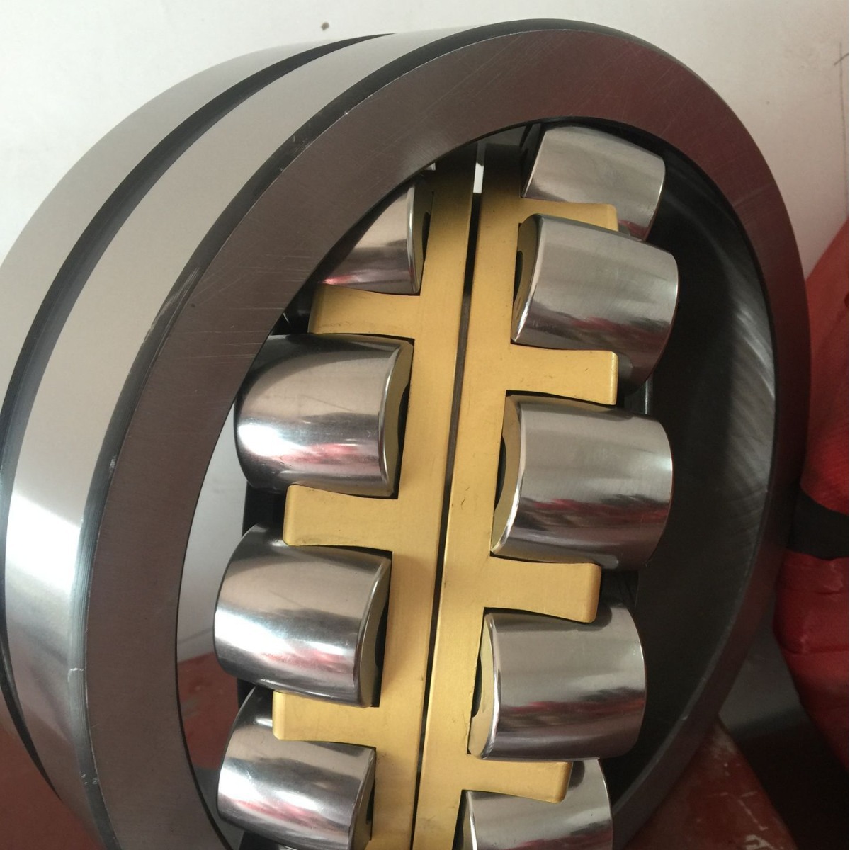 23076MB/C3W33轴承    23076MBK/C3W33调心滚子轴承