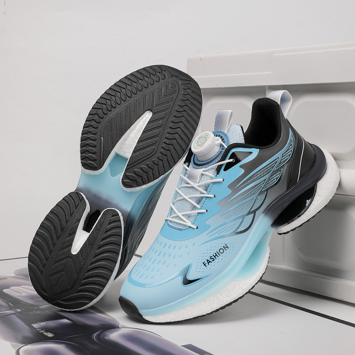 Men's Carbon Plate Slip-On Running Shoes Autumn/Winter New Arrival Ultra-Lightweight Running Shoes Rebound, Shock Absorption, Breathability Rotating S_voghion.com