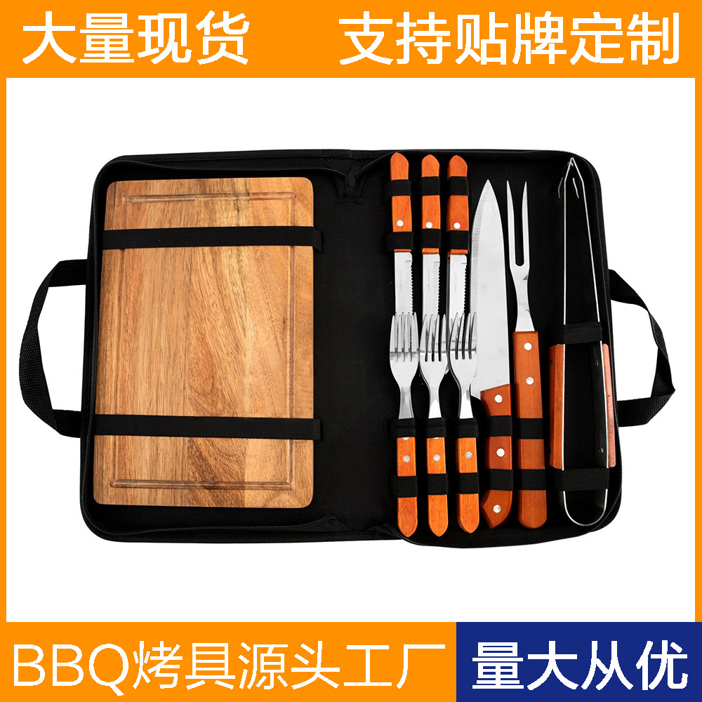 Fuente de fábrica de bolsas de tela para parrilla 10 piezas para BBQ al aire libre herramientas de parrilla mango de madera de acero inoxidable cuchillo y tenedor conjunto de parrilla