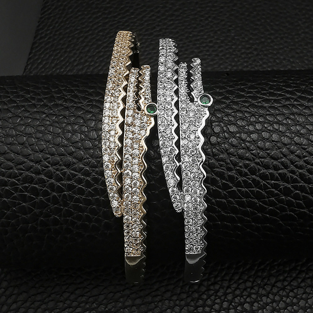 Irregular Bracelet Opening Adjustable Personality Versatile Light Luxury Design 5214_voghion.com