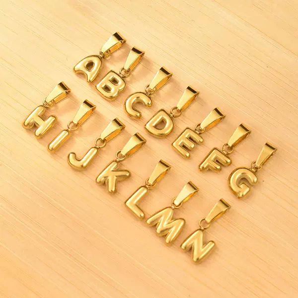 Titanium steel bubble letter pendant niche female 26 English letter stainless steel mini letter pendant necklace does not fade