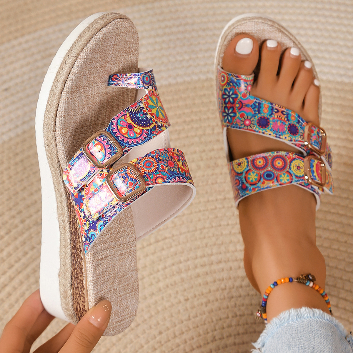 fashionable mule wedge heel