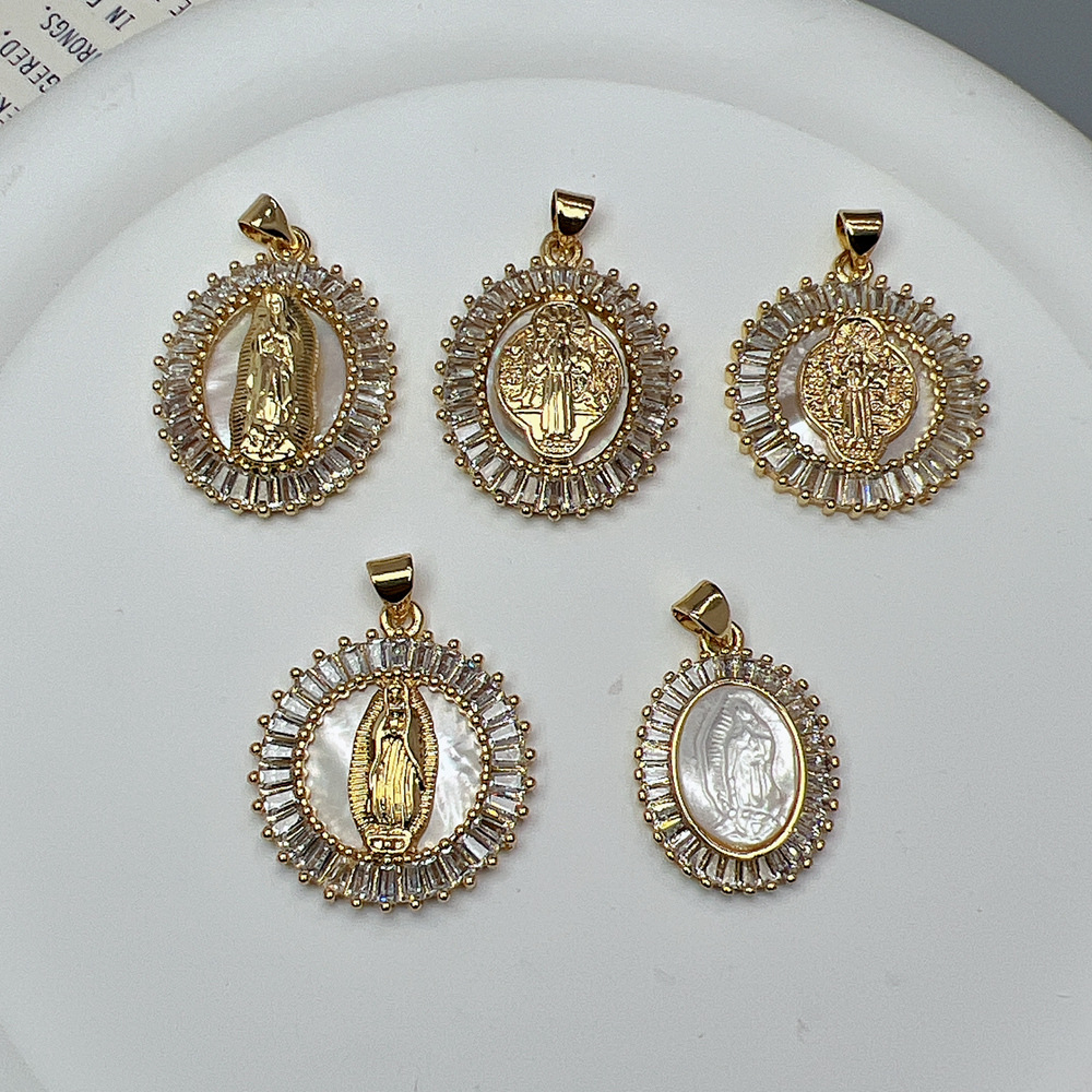 6g Weight 1 Piece Copper Shell Zircon Human Pendant