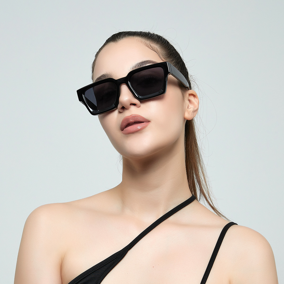 New Sunglasses Narrow Frame Glasses Men's Rectangular Frame Personalized Trendy Sunglasses Women's Instagram Style Versatile New Retro Sunglasses Men_voghion.com