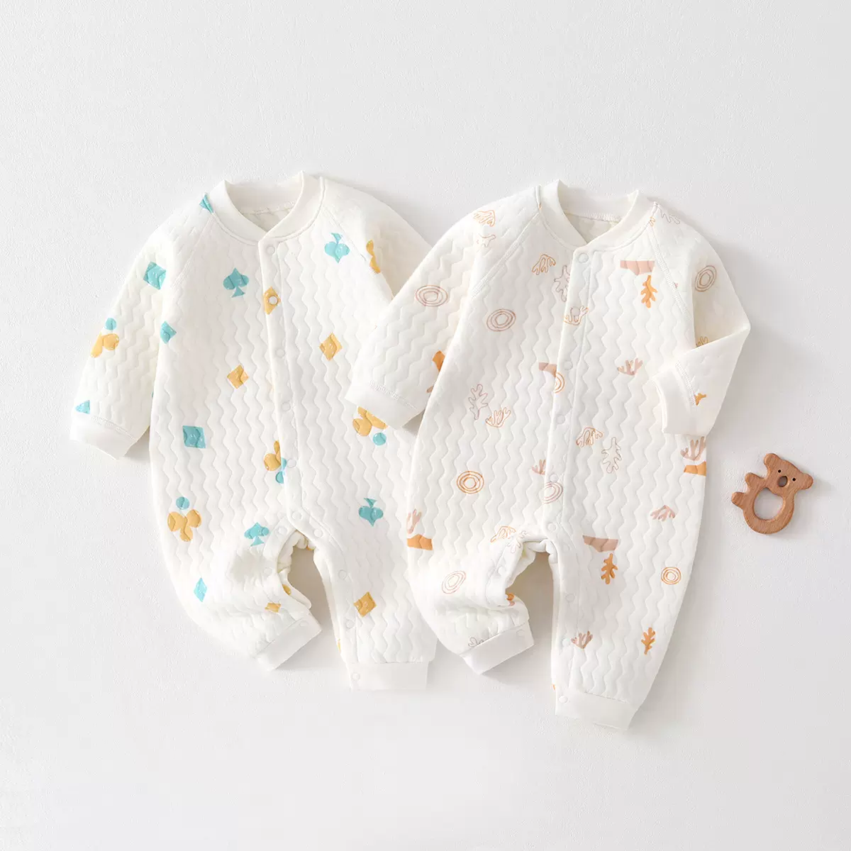 婴儿衣服纯棉三层保暖连体衣新生儿夹棉无骨长袖哈衣宝宝爬服秋冬