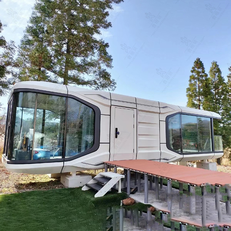Anti-corrosión camping Villa de aluminio-placa de plástico a prueba de humedad futuro cabina casa estable y durable Internet celebridad Punch-en el espacio cápsula fabricante