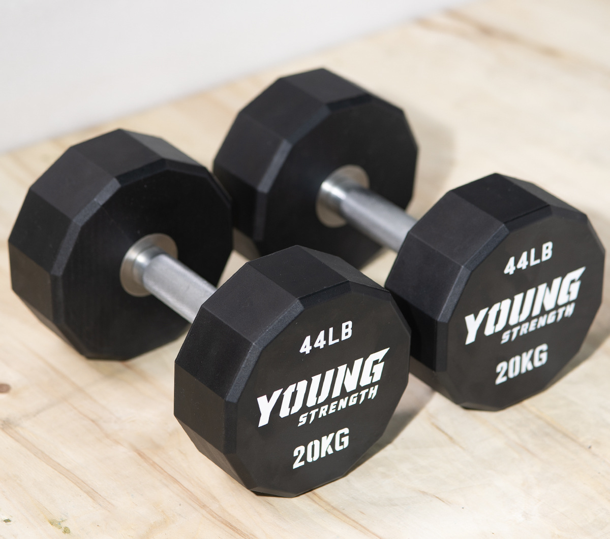 12-Sided Precision Steel Rubber-Coated Dumbbell CPU Polyurethane Fitness Gym Commercial Set Odorless Eco-Friendly Men's Home Use
