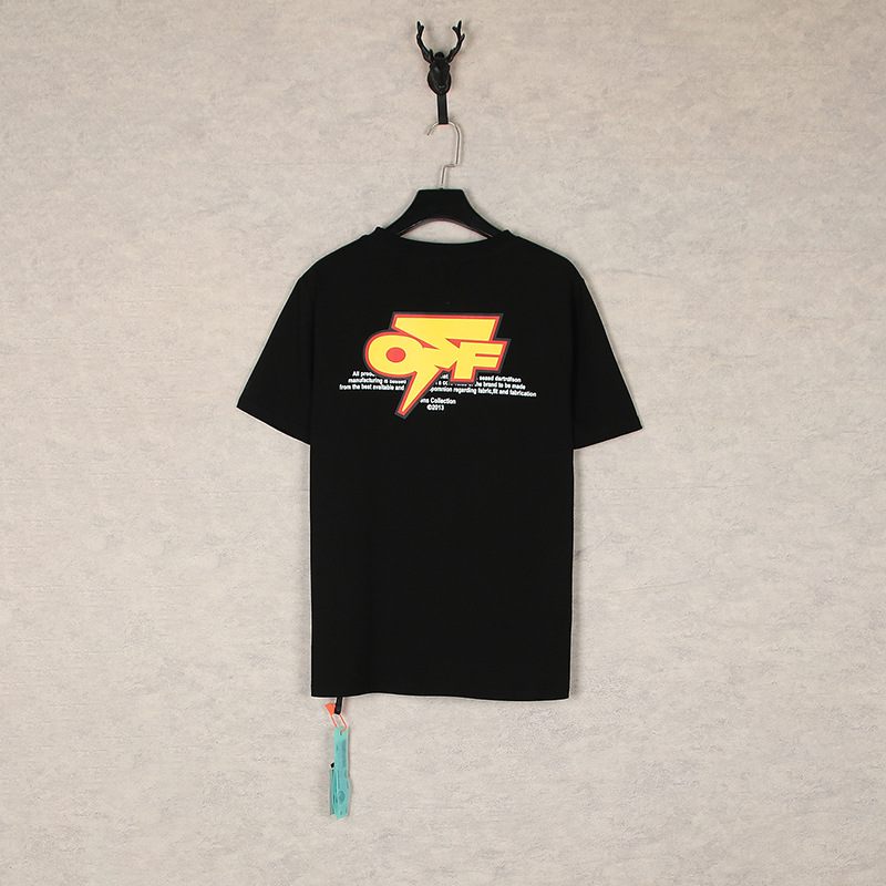 [Código europeo] versión correcta de impresión de acuarela splash tinta gradiente flecha graffiti ow marca de moda de manga corta pareja camiseta