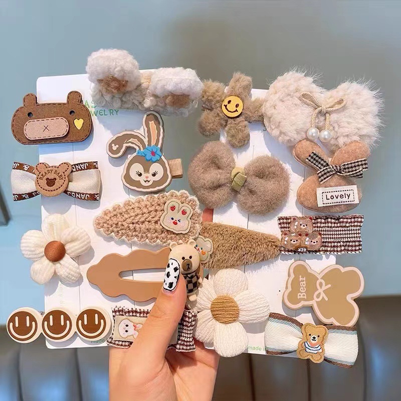 Otoño e invierno accesorios para el cabello 2023 nuevos niños leche marrón felpa horquilla lindo Liuhai clip lado clip horquilla tocado pelo