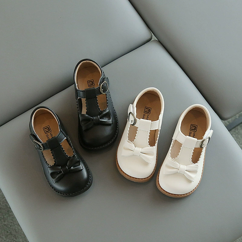 Children's shoes for leather shoes, cute footwear for early age for princess with bow, soft sole, 1-7 years