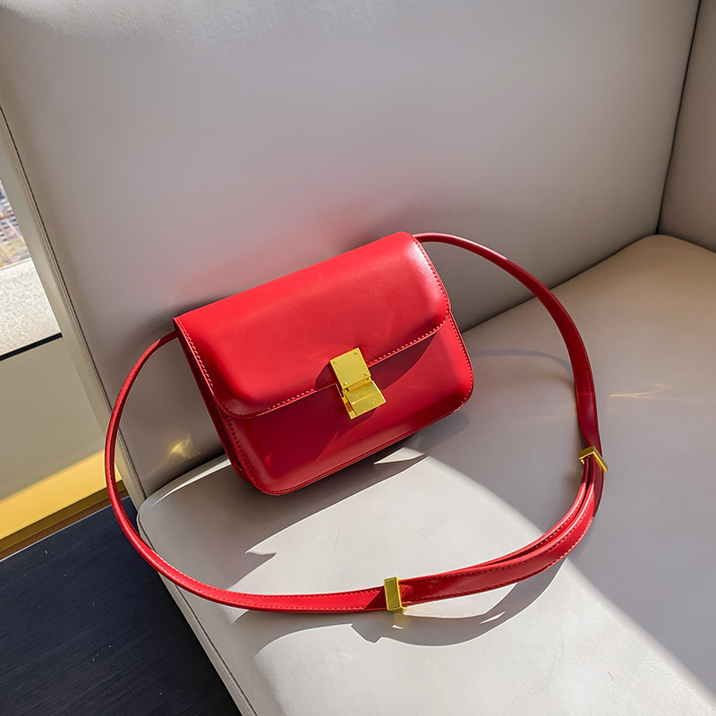 스몰 사이즈 레드 하이 퀄리티