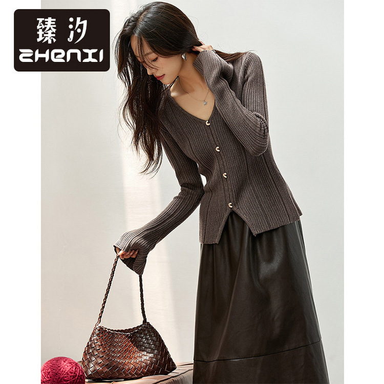Zhenxi's New Lazy Style Slit Slim V Neck Pullover Knitwear Women's Long-Sleeved Bell-Sleeved Knitwear Top Sr195