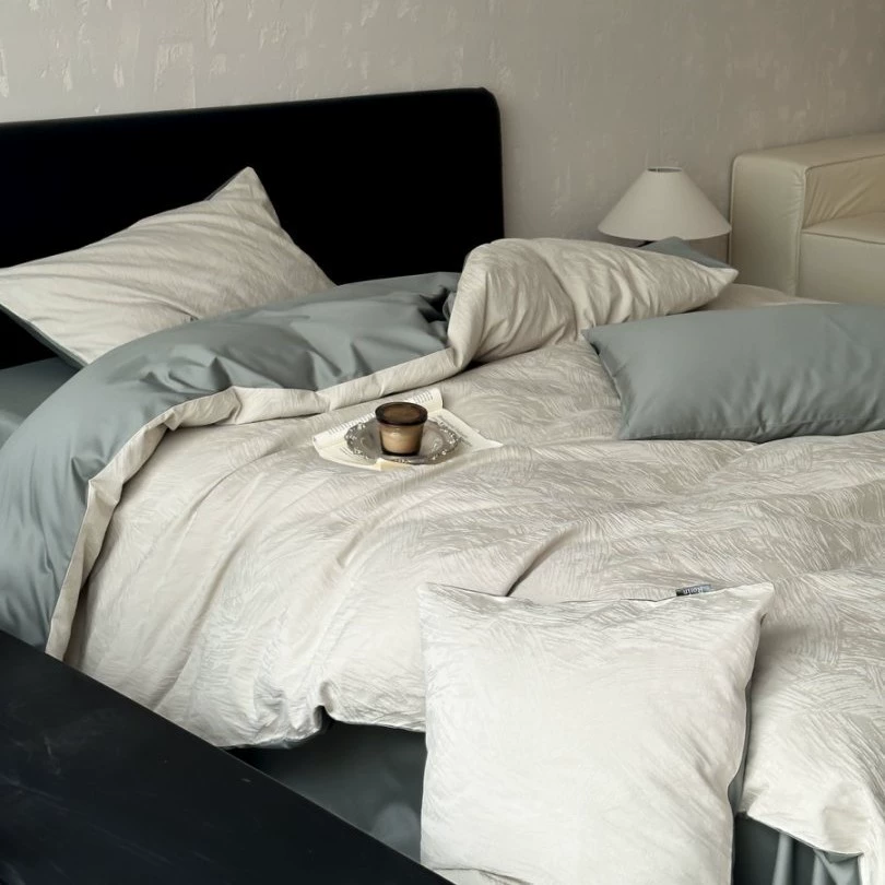 Класс A атласный длинный хлопок из четырех частей. Четыре сезона высокого класса.