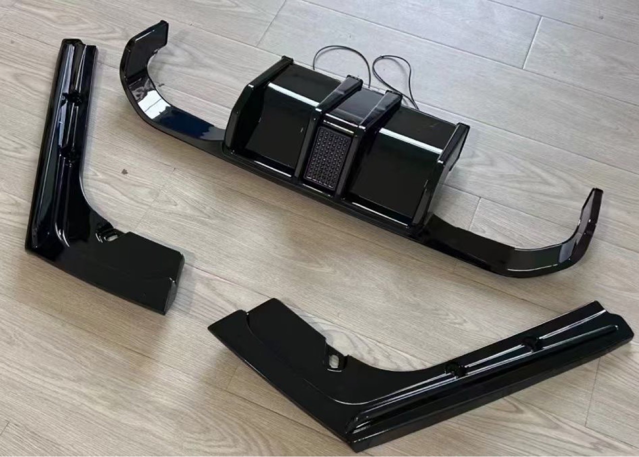 Suitable for 13-19 Bmw 3 Series Modified M3 Surround with Lighted Rear Lip F30F35V Square Light Vertical Strip Light Surround Kit