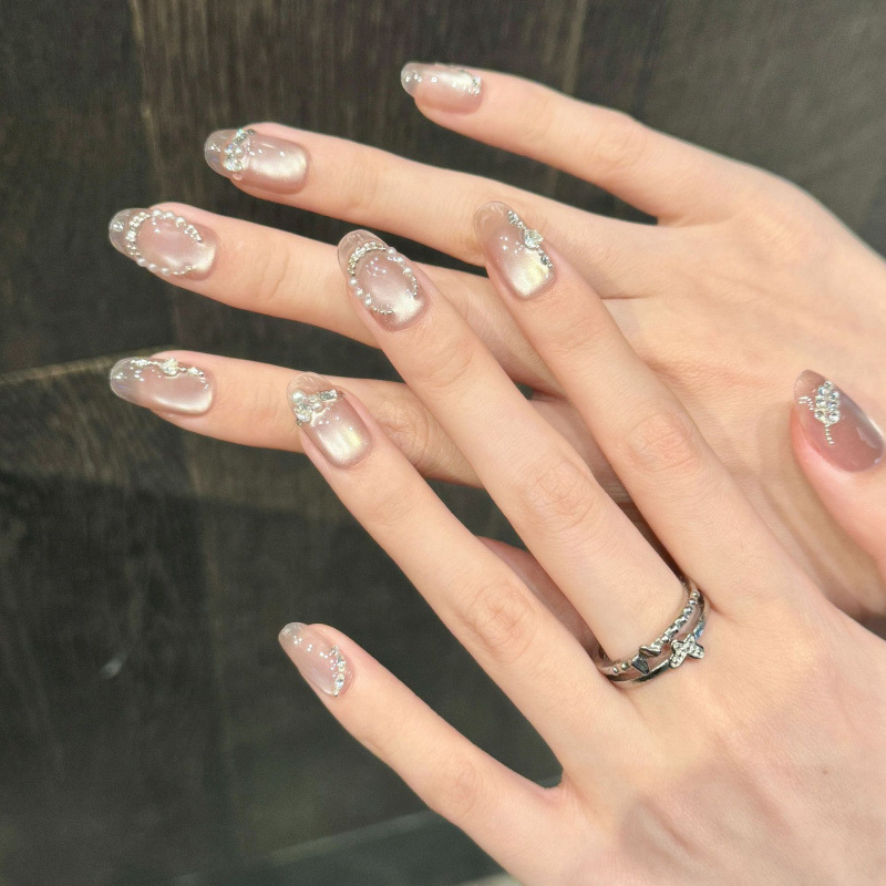 [Summer Pure Desire] Sparkling Diamond Glass Beads Cat's Eye Simple and Gentle Handmade Wearable Fake Nails