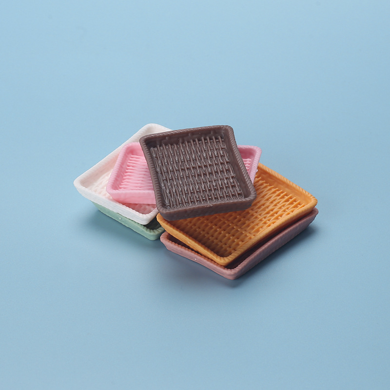 Mini small plate rattan plate plate tray simulation play house toy food play doll house tableware model small accessories