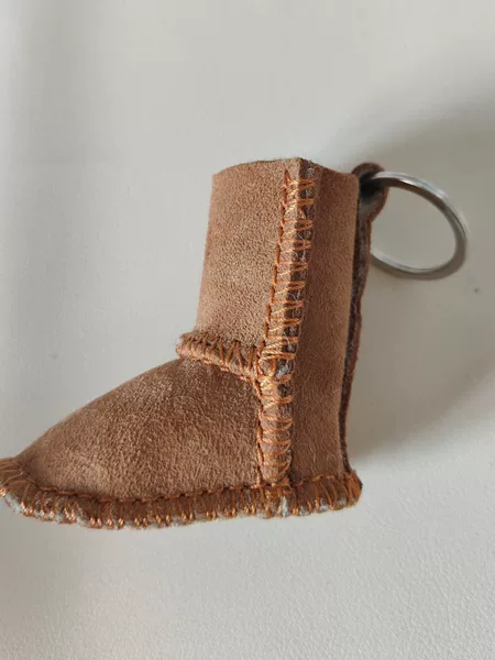 Sheepskin and Fur Integrated Bag Pendant, Versatile and Personalized Gift for Girls, Anti-Lost Keychain