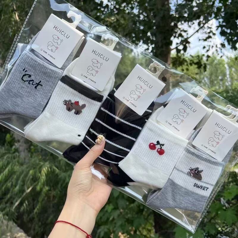 男式女式运动袜秋冬新款字母卡通动物花型中筒棉袜百搭简约跑量|undefined