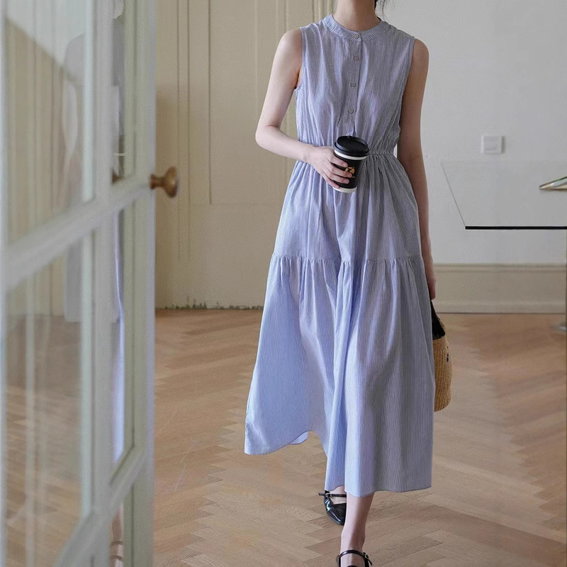 French-Style Commuter Sleeveless Waist-Cinching Blue Striped Dress with White Tiered Skirt, Women's Summer A-Line Tank Dress