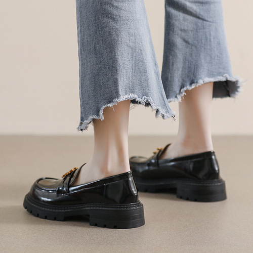 Whiskey Girl 538-1 Thick-soled Loafers Women's Autumn Retro British Style Small Leather Shoes Thick Heel Soft Soled Single Shoes Large Size