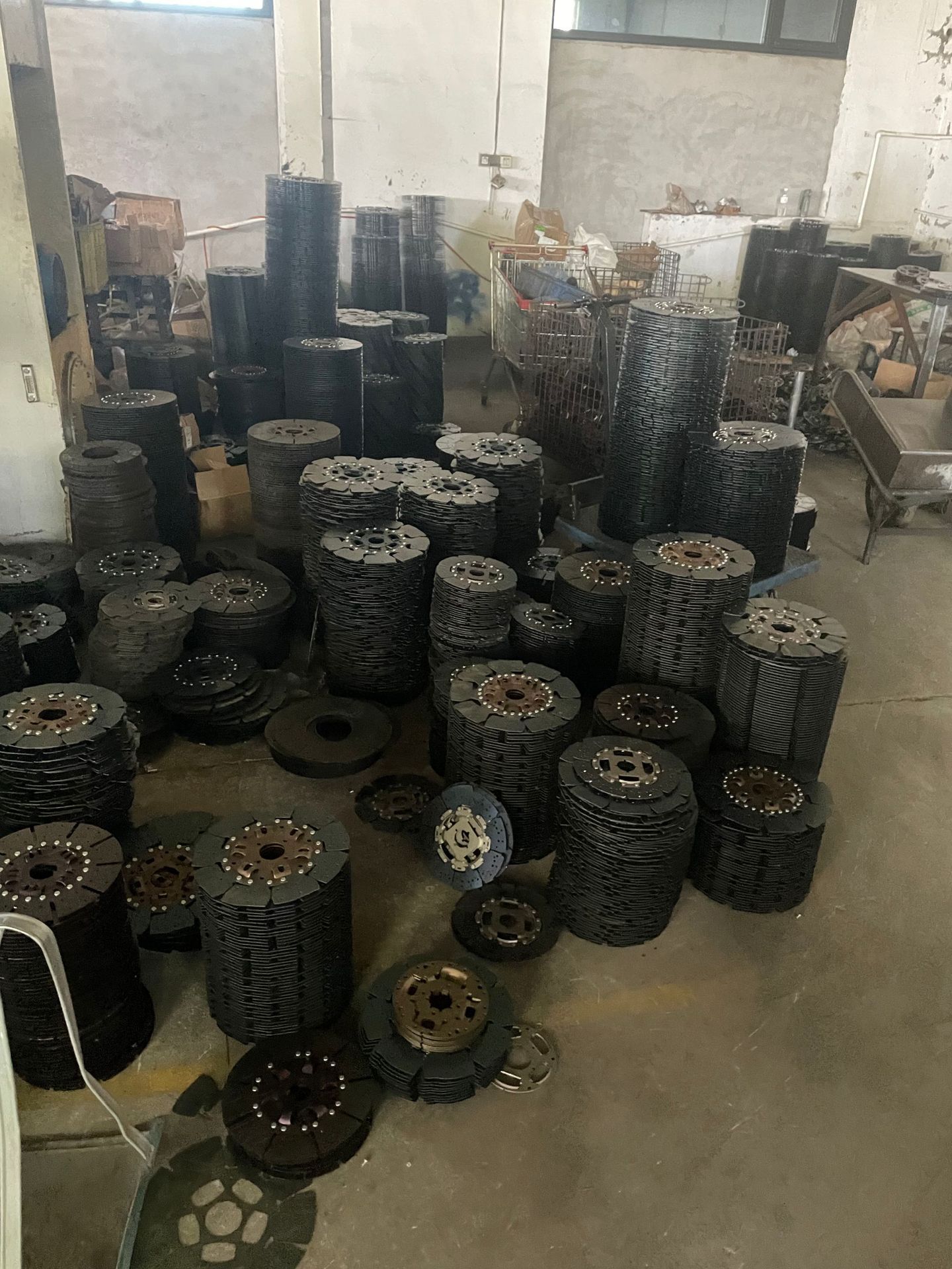 DS380 clutch plate, 42-10 teeth, for medium-duty trucks, three-stage shock absorption, suitable for Dongfeng Tianjin 153 and Foton Auman medium-duty trucks