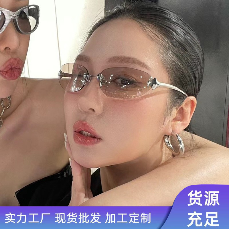 Y2K ホットガールパーソナライズされた屋外日焼け止めスターボーダーレンズサングラス女性用ヨーロッパとアメリカのフレームレスオーバルレトロハイエンドサングラス|undefined