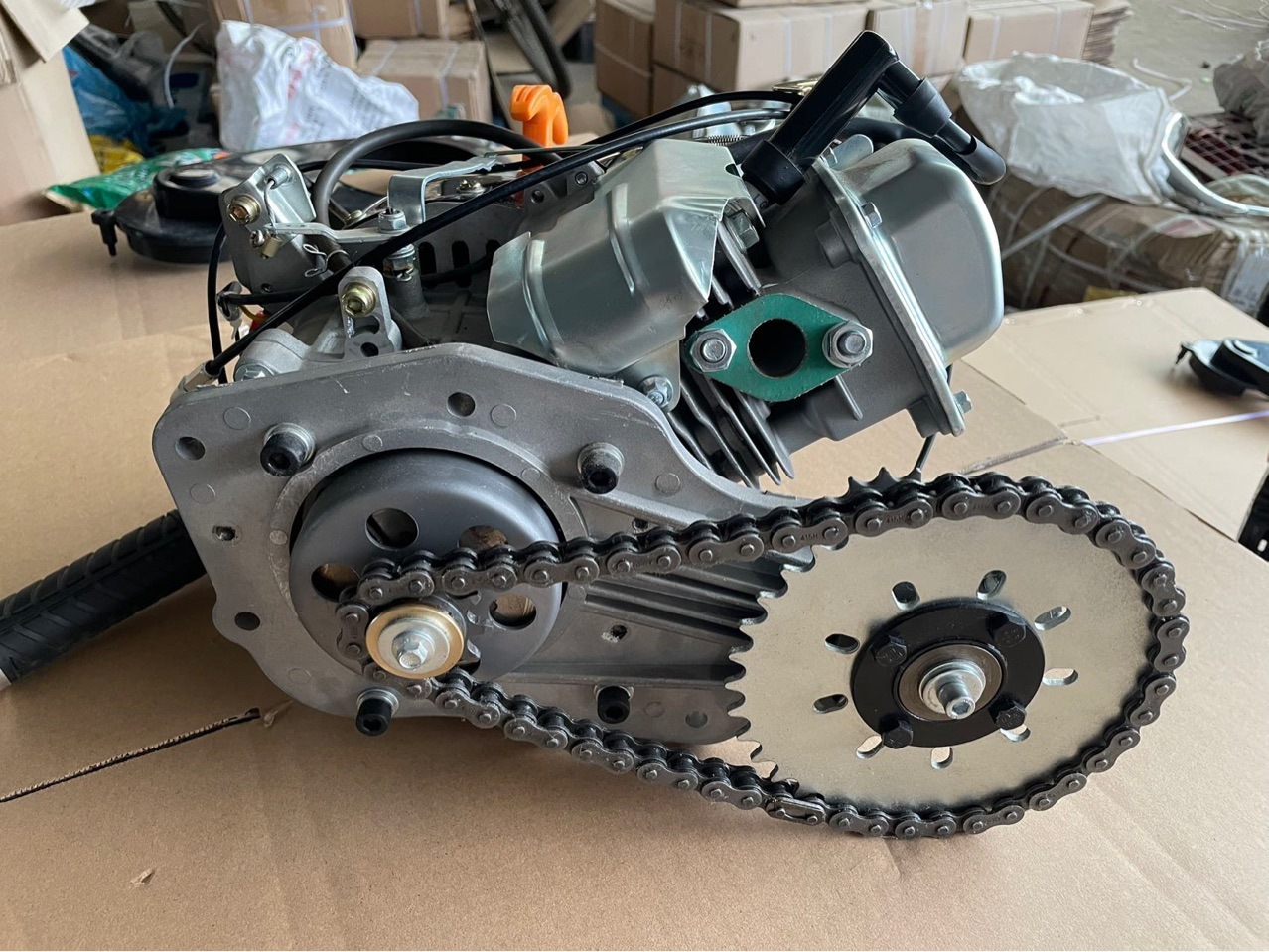 For inquiries regarding the Yibike four-stroke 100cc chain-drive single-cylinder model, please contact customer service