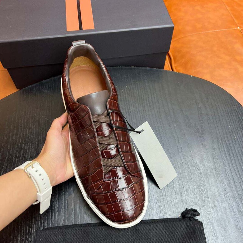 European Foreign Trade Men's Shoes Suede Genuine Leather Sneakers Fashion Trendy Casual Sports Shoes Men's British Business Men's Shoes Trend