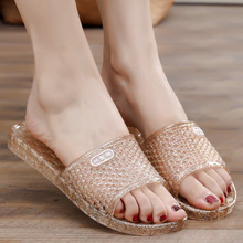 �W����ЬŮʿ�����҃�ƽ��ܛ�����m͸��ˮ������һ����ŮЬ����Ь