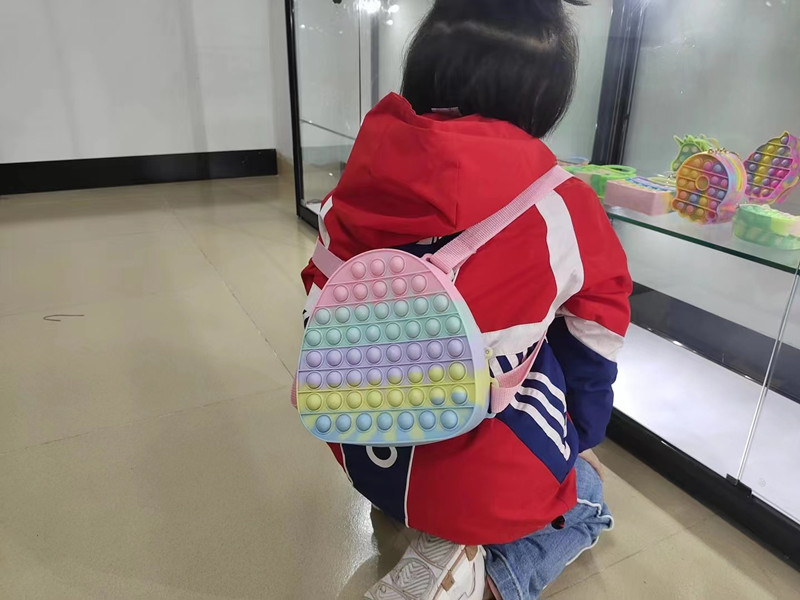 灭鼠先锋儿童双肩包