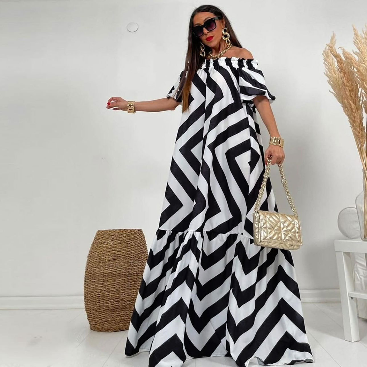European and American sexy loose large size one shoulder printed bell sleeve women's midi dress long skirt_voghion.com