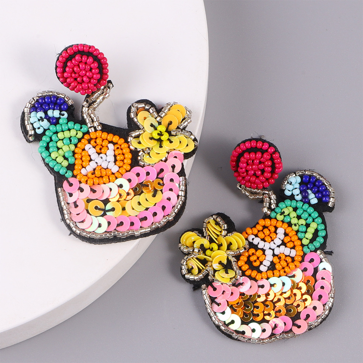 Cute Flower Resin Beaded Drop Earrings display picture 4