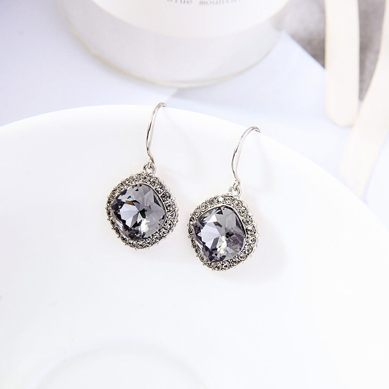 Simple Retro Style Earrings display picture 15