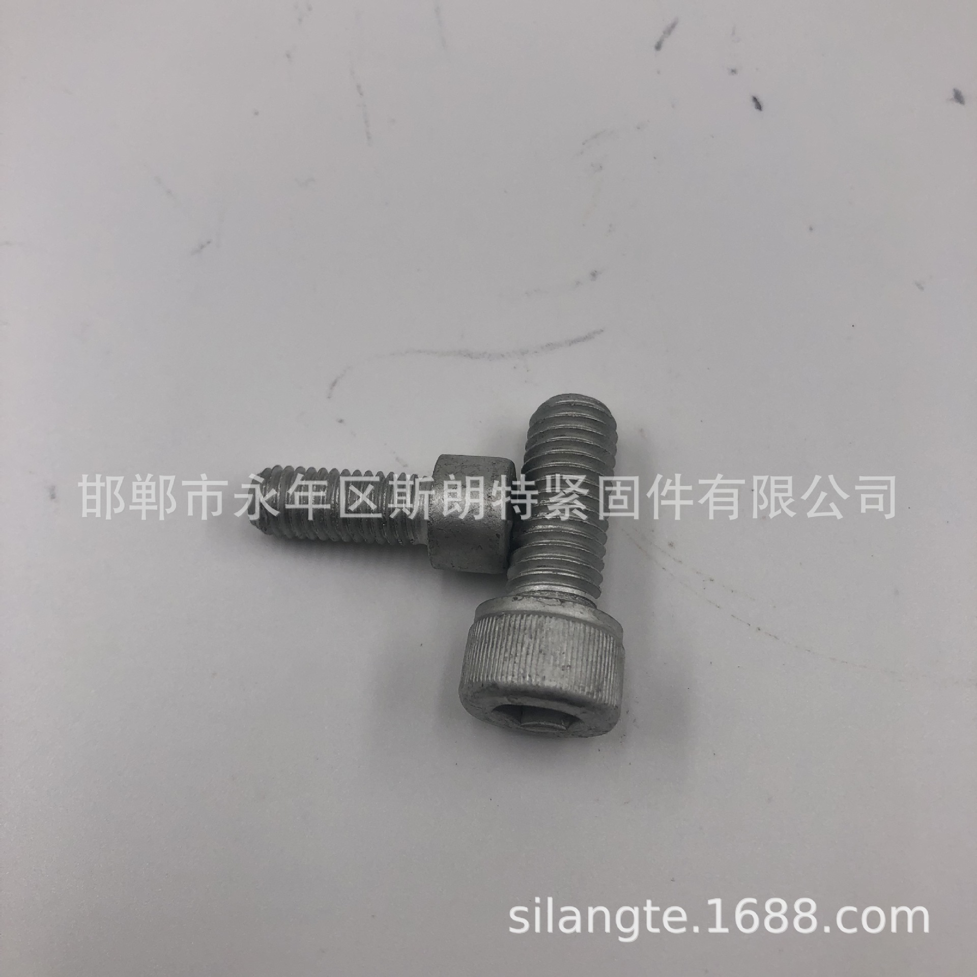 �����������Բ��ͷ�ݶ�DIN912 ������Բ��ͷ�ݶ�GB/T70.1DIN7964