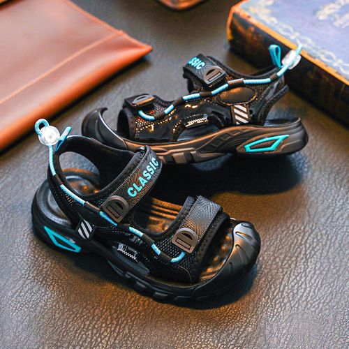 Boys' sandals for small and medium-sized children 2024 new Korean style fashionable summer soft-soled children's shoes toe-toe beach shoes wholesale