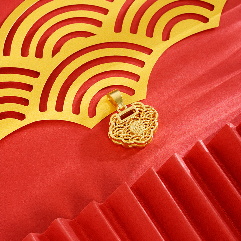 Estilo antiguo patrimonio chino Xiangyun seda collar imitación oro colgante bendición de los hombres y las mujeres no se desvanecen moda nacional caliente