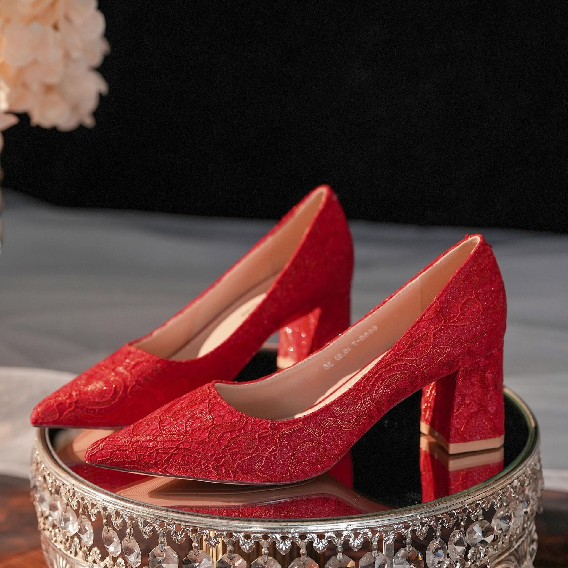 6555G Escarpins à bout pointu pour femme, talon compensé, dentelle française, collection 2025, bout ouvert._voghion.com