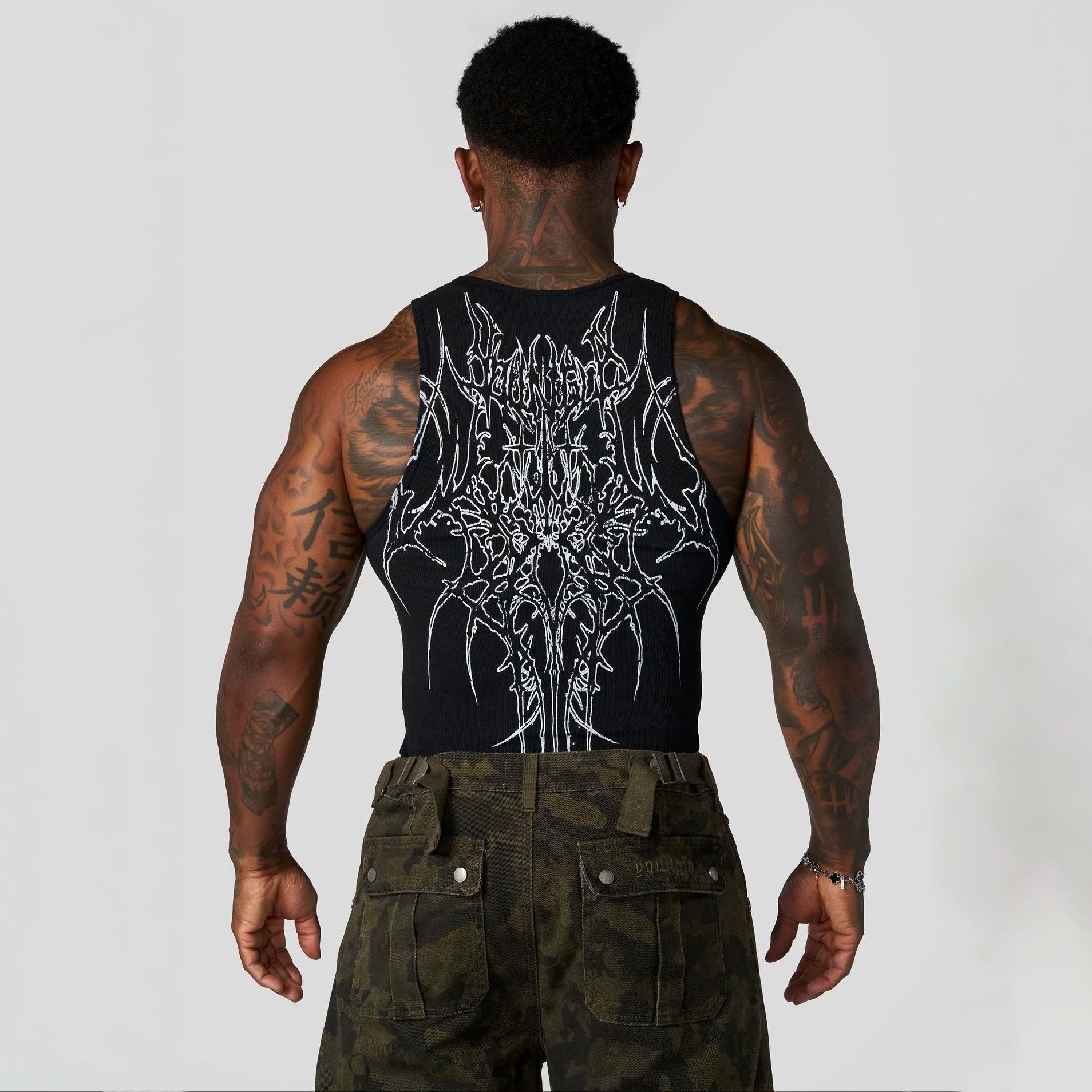 Youngla's new knitted ice silk ribbed tank top for men, suitable for sports training, tight-fitting sleeveless T-shirt