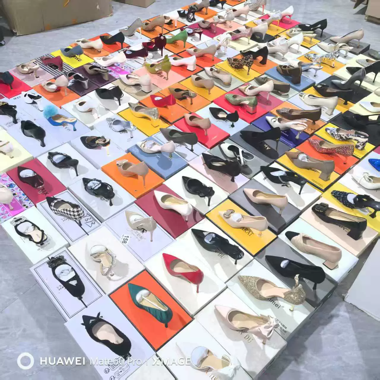 爆款性感水钻细跟高跟鞋女2025春季新款蝴蝶结尖头气质礼服单鞋