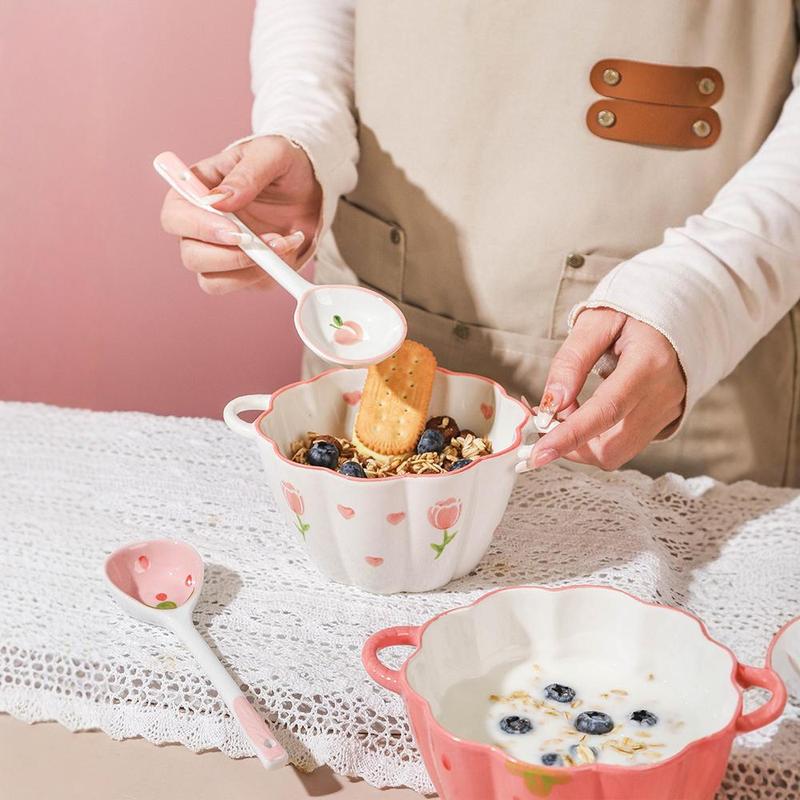 かわいい陶磁器の耳の碗の家庭用の個人の専用の新型のinsは熱いイチゴの花びらの碗の果物のサラダの碗を防ぎます。|undefined