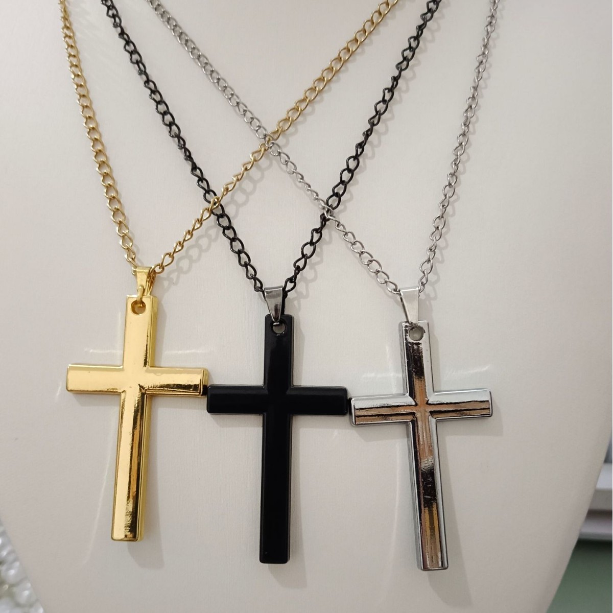 Nuevo collar colgante de joyería de acero de titanio con cruz de acero inoxidable para hombre_voghion.com