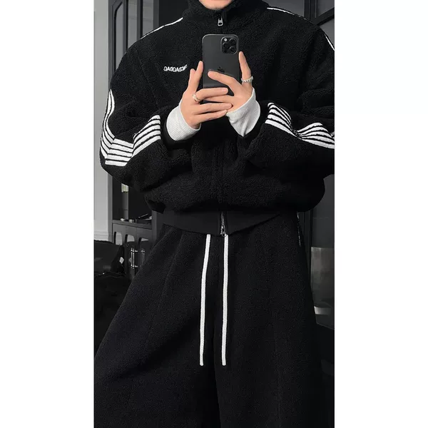 Black trousers