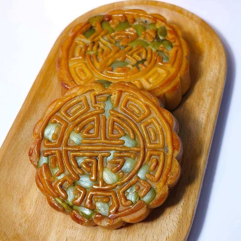 果仁月饼零食网红爆款坚果月饼老式五仁中秋糕点吃的零食散装发批|undefined