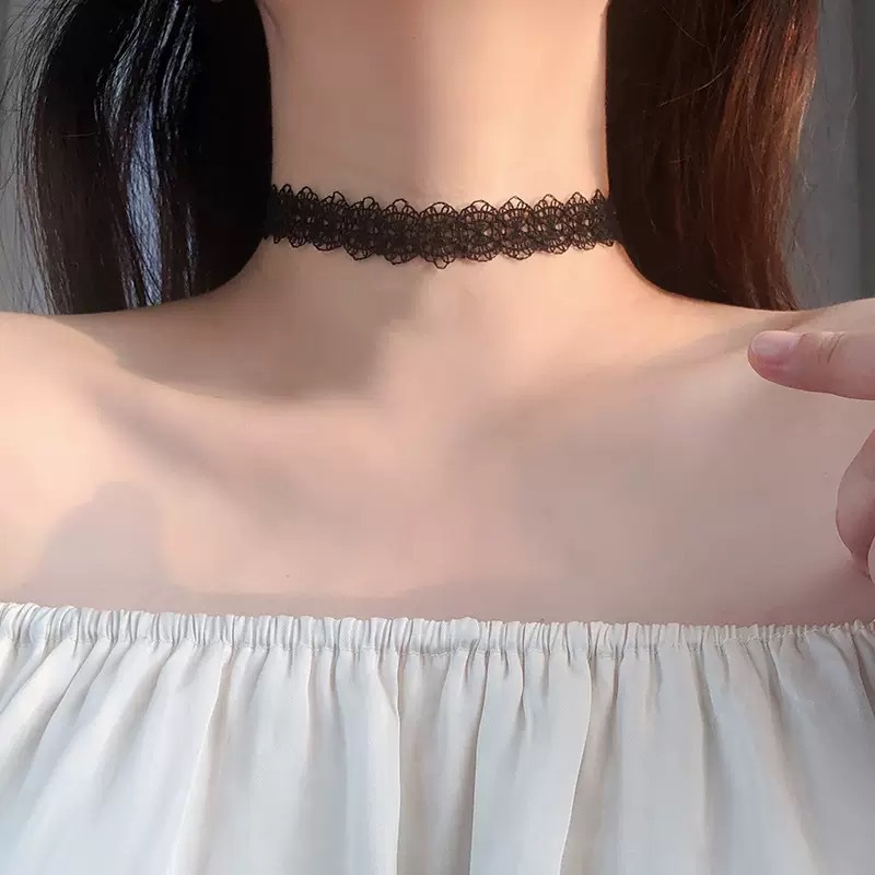 검정 만화경 레이스 초커