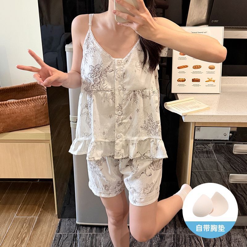 Pijamas sexys de dibujos animados al por mayor para mujer, con almohadillas en el pecho, nueva ropa de dormir de verano de algodón nube con camisola y pantalones cortos.