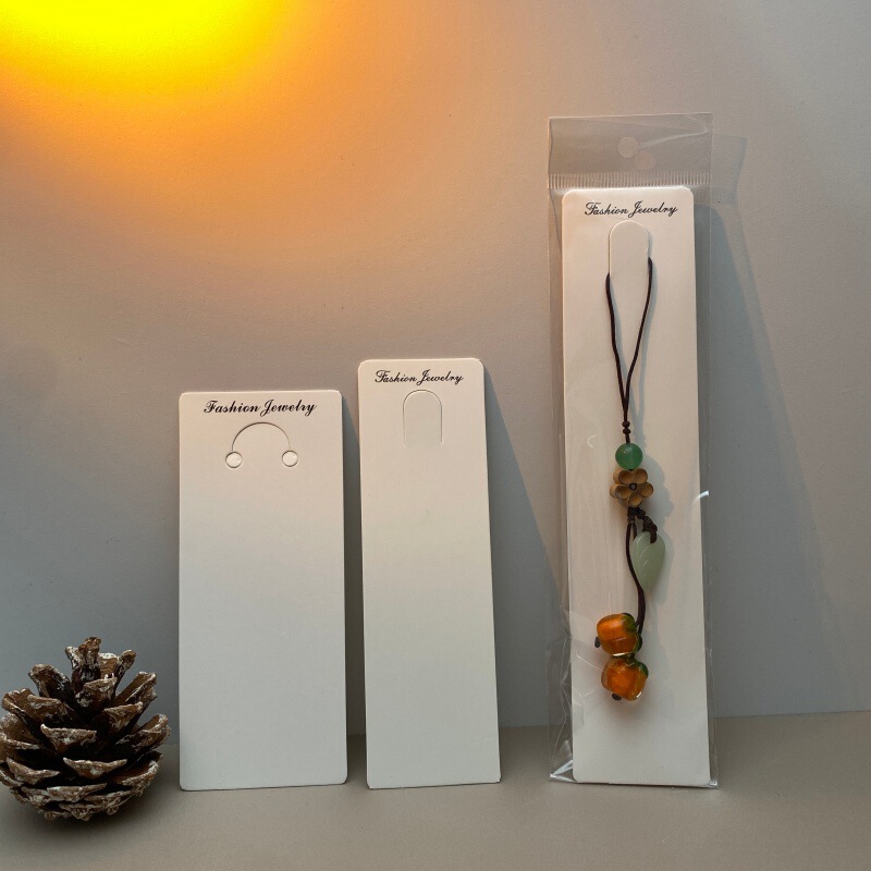 White Keychain Pendant Card, Simple and Versatile Pendant Card Tag, DIY Accessory, Can Hang Cards