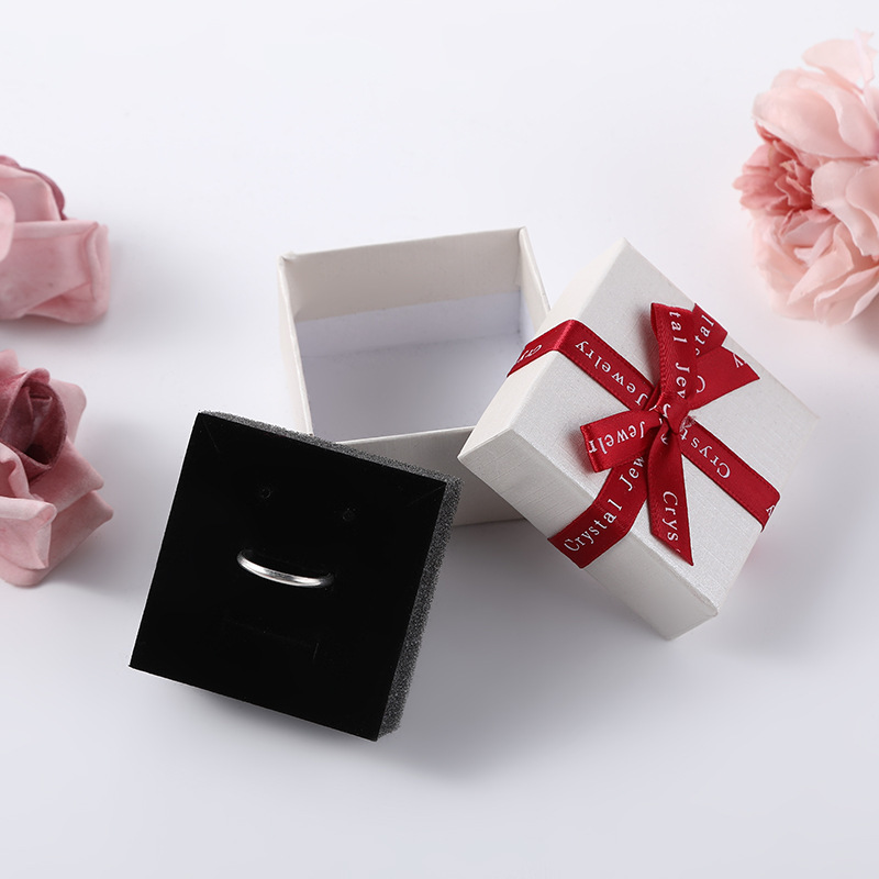 Nueva Carta inglesa arco cinta caja de joyería cumpleaños aniversario caja de regalo al por mayor impresión