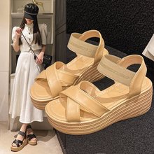 2025�����¿��ЬŮ�¸�һ��ʽ�ɾo���r��¶ֺ��כ�Ь