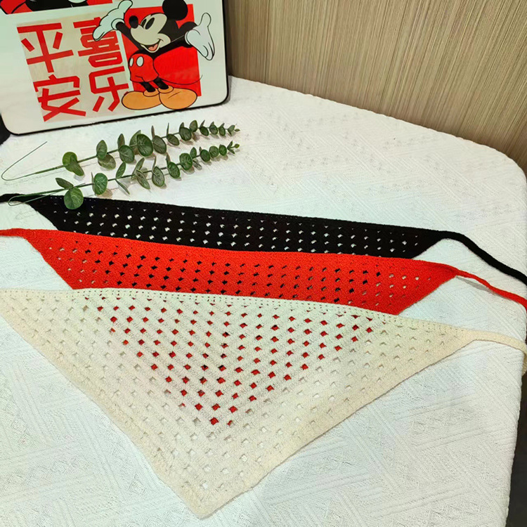 Hollow Korean-style Knitted Triangle Solid Color All-match Fashion Single Product Imitation Handmade Crocheted Headscarf